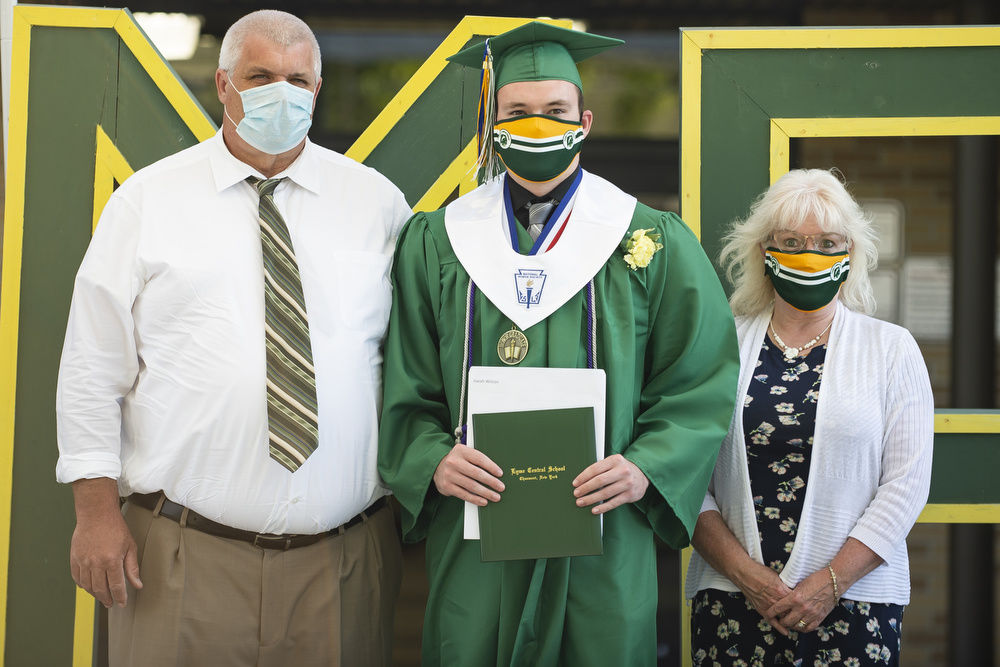 Socially distant graduation day